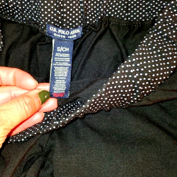 Pj's - Picture 13 of 14